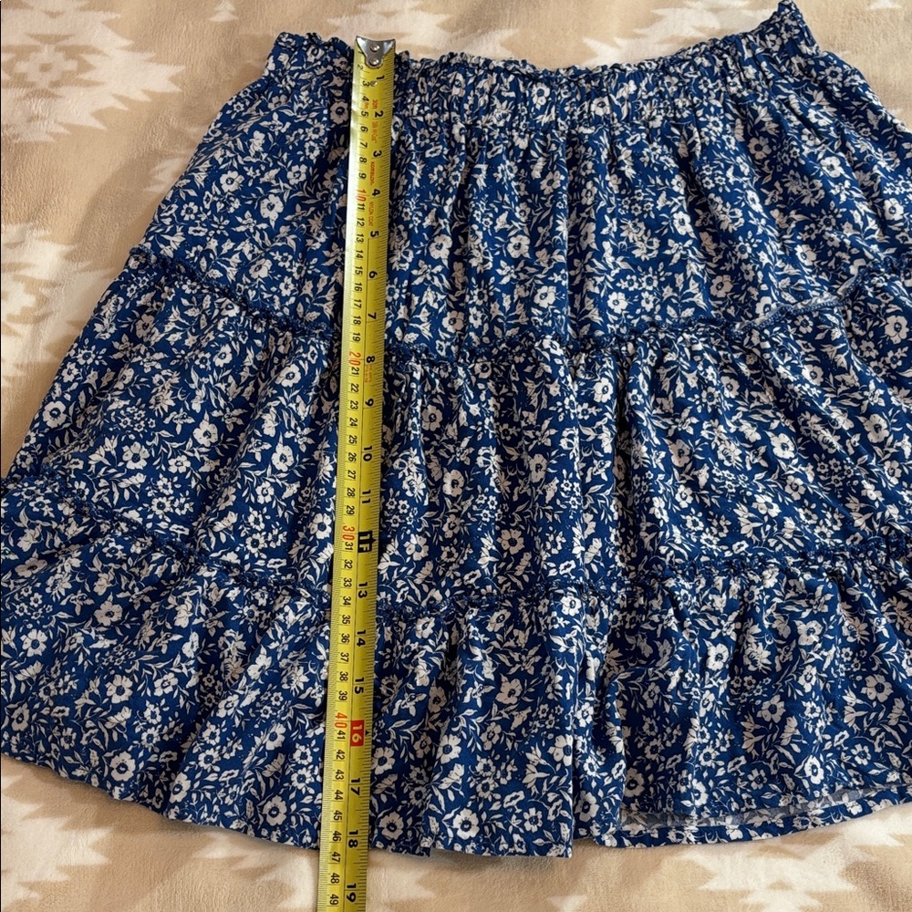 Rachel Zoe Blue and White Floral Tiered Mini Skirt - Picture 9 of 10